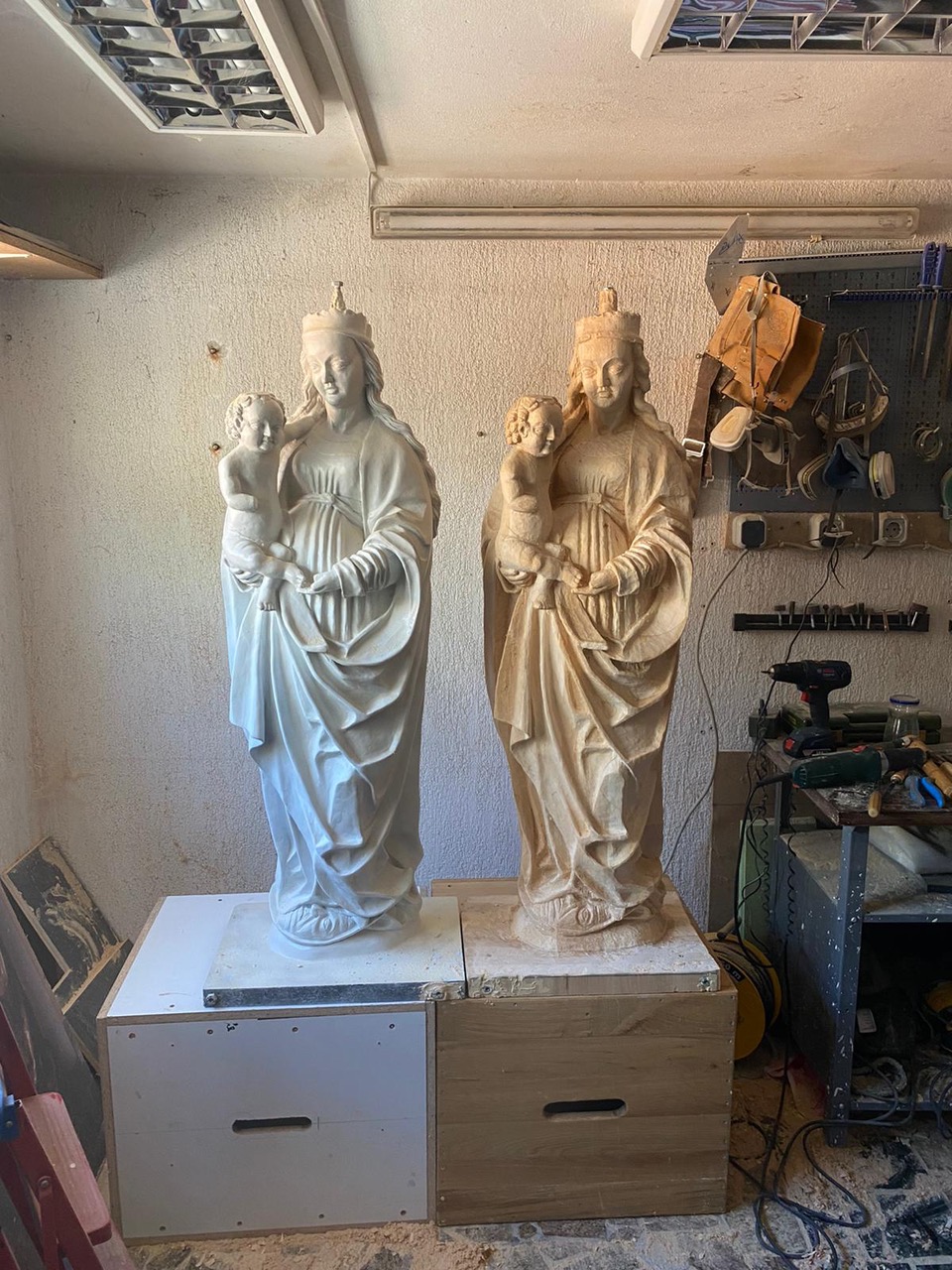 Replication process of a Gothic polychromed wood sculpture of Madonna and Child, which we are doing in memory of a dear friend, Dr Anthea Brook. It is a post-graduate project of a student at the Arts Academy in Zagreb.  Image courtesy of Jadranka  Beresford-Peirse